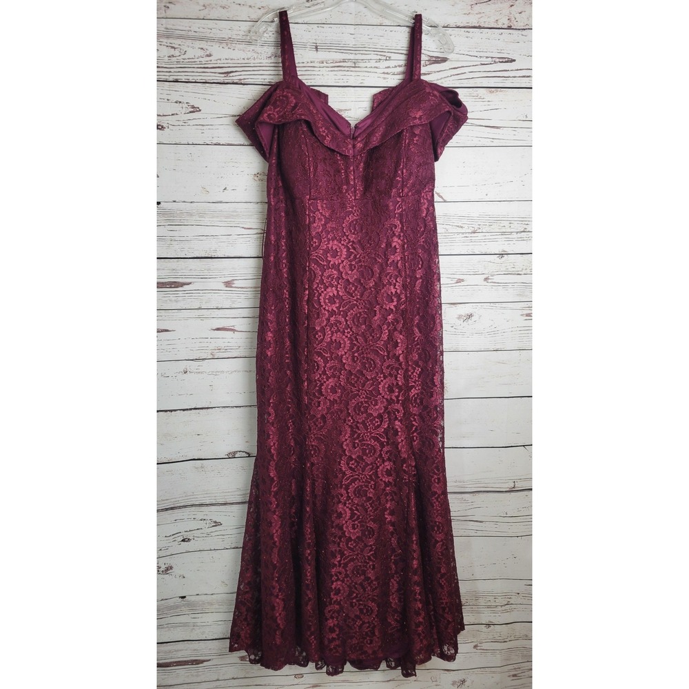 R&M Richards Gown Lace Formal Evening Mermaid Burgundy Dress 14W